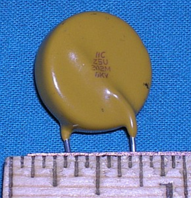 Capacitor, Ceramic 2000pF 6kV - disc