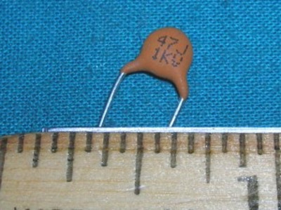 Capacitor, Ceramic 47pF 1kV - disc